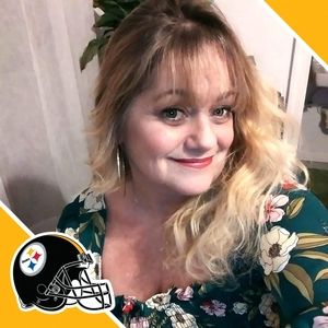 Meet your Posher, Holly